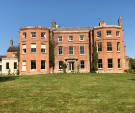 Caynham Court