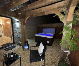 The Coach House & Spa Nr Bicester Village