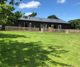 1 Barn Cottages