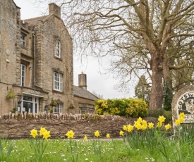 Cotswold Gateway Hotel