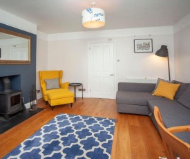 Perfect Bath Home With Parking Sleeps 6