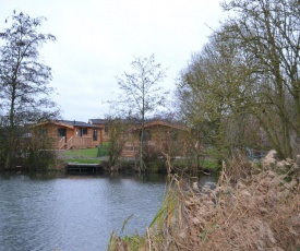 The Chiltern Lodges at Upper Farm Henton