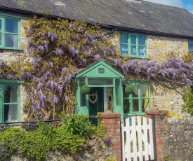 2 Wisteria Cottages, Chard