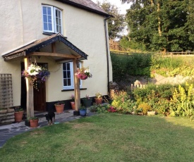 Edgcott Cottage