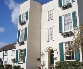 Alcombe House Hotel