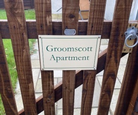 Groomscott Apartment