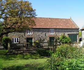 Dog Friendly Grade II Listed Coach House