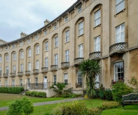 Royal Crescent Apartments