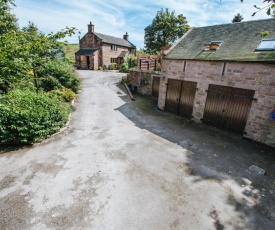 Hen cloud cottage