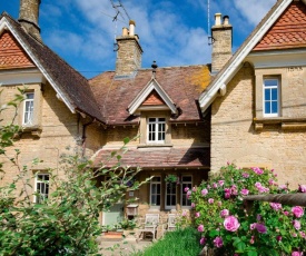 Monument Cottage