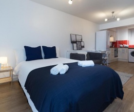 Studio apartment in Stoke-on-Trent city center