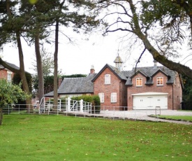 Woodleighton Cottages