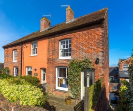 5 Coastguard Cottages