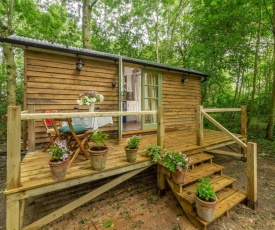 Woodland Retreat Shepherd's Hut