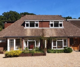 Abacus Bed and Breakfast, Blackwater, Hampshire