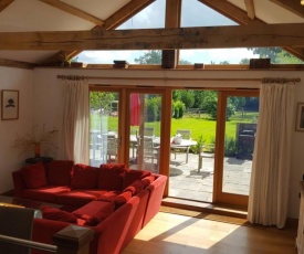 4 Bed Ensuite Rural Contemporary Airy House