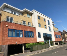 Blue Sky Apartments@ Abbots Yard, Guildford