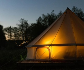 Surrey Lakes Glamping