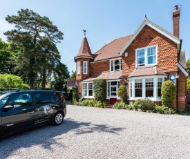 The Lawn Guest House Gatwick