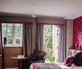 Langshott Manor - Luxury Hotel Gatwick