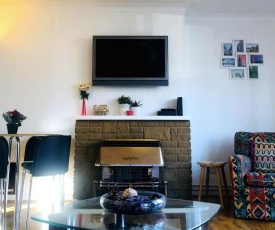 Dreams Serviced Accommodation- Staines/Heathrow