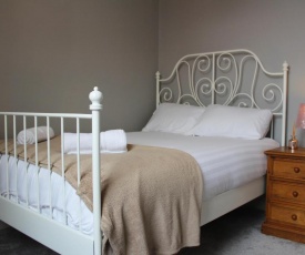 CITY APARTMENT CLOSE To NEWCASTLE CENTRE SLEEPS 6