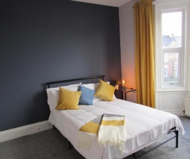 Heaton Beautiful 3 Bed Newly Refurbished Sleeps 6