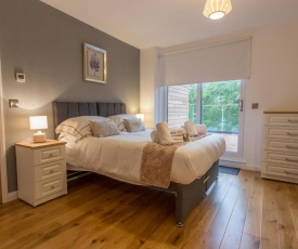 Razia Apts with easy access to Oxford Headington Hospitals