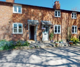 Picturesque cottage in Shakespeare country and Cotswolds