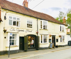 The Queens Head