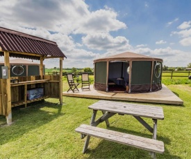 Mousley House Farm Campsite and Glamping