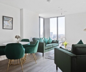 Beautiful 2BR Birmingham Apartment with Stunning views
