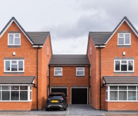 Birmingham Estate - Contractor & Family Accommodation - Secure Parking