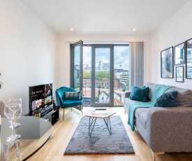 Deluxe 1 Bedroom Stylish Apartment - City Centre