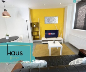 Haus Apartments 1 Bedroom with Parking