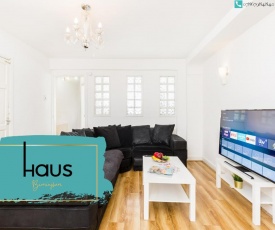 HAUS Birmingham 5 Bed House with Garden & Super Fast WiFi