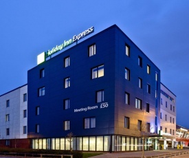 Holiday Inn Express Birmingham South A45, an IHG Hotel