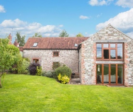 Oldbury-on-Severn Villa Sleeps 9