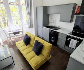 Moseley Apartments - 1 bedroom, up to 3 guests