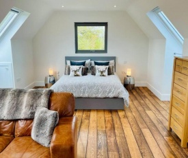 Deer Lodge, Luxury Studio for 2 - Nr Henley