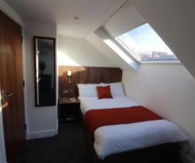 Victoria House Double Deluxe Studios in Coventry City Centre