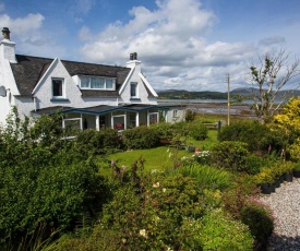 Waterside Cottage - Broadford