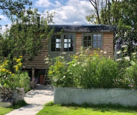 Little Plovers Shepherd Hut