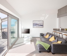 Lancing beach apartment.