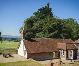 Cowdray Lodge