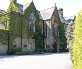 Oakwood Hall Hotel