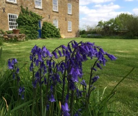 Mine Hill House