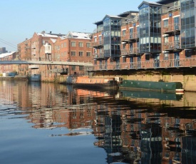 Stylish Leeds City Centre Apartment