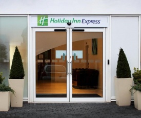 Holiday Inn Express Wakefield, an IHG Hotel