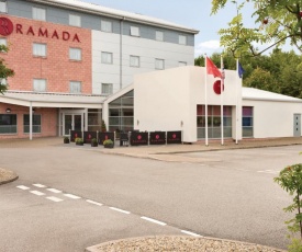 Ramada Wakefield